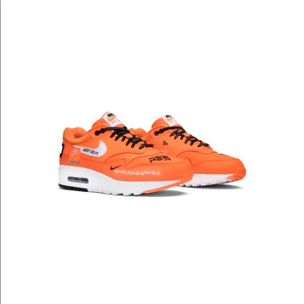 NIKE WMNS AIRMAX ORANGE JUST DO IT EDITION
